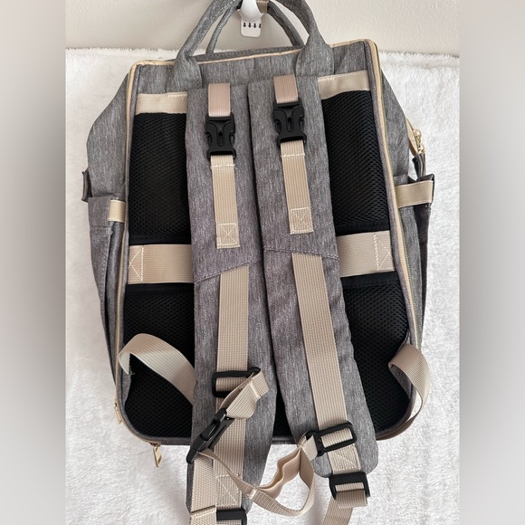 Happy Luoka brand Grey Multi-Function Diaper Bag Backpack - Picture 2 of 9